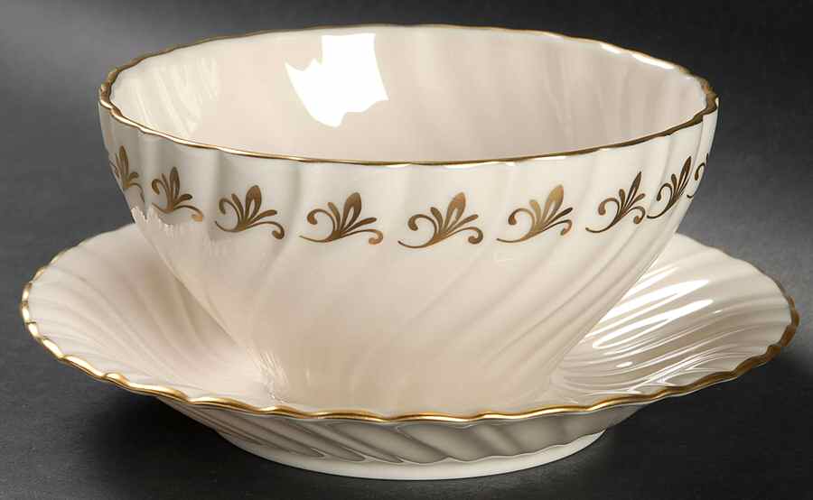 Patrician Gravy Boat with Attached Underplate by Franciscan-1