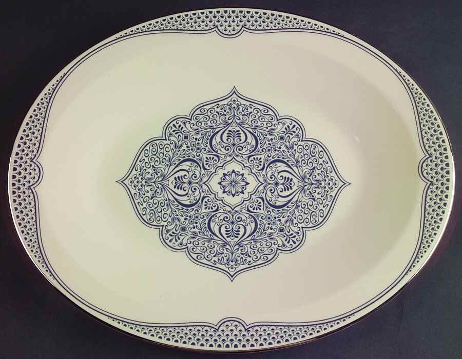 Petalpoint 13" Oval Serving Platter by Franciscan-1