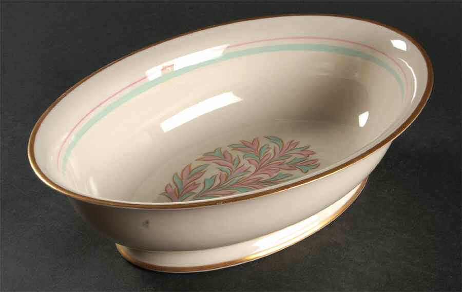 Rossmore 9" Oval Vegetable Bowl by Franciscan-1