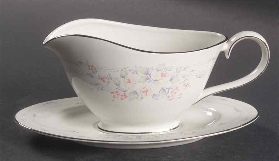 Rose Trellis Gravy Boat & Underplate by Franciscan-1