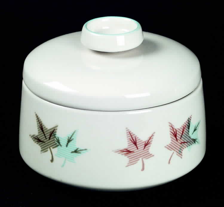Sycamore 1.75 Qt Round Covered Casserole by Franciscan-1