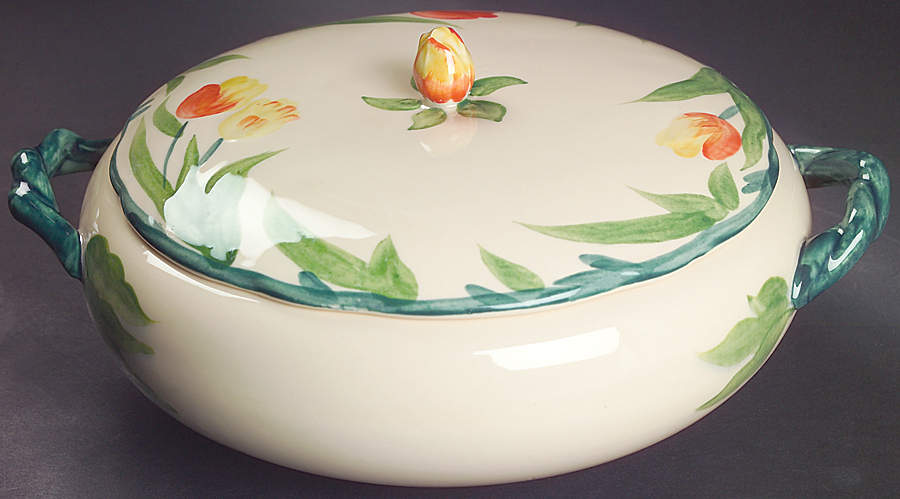 Tulip Round Covered Vegetable by Franciscan-1