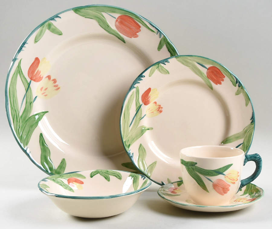 Tulip 5 Piece Place Setting by Franciscan-1