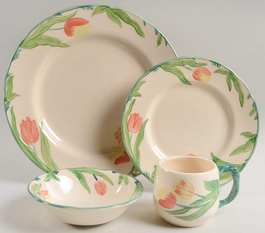 Tulip 4 Piece Place Setting by Franciscan-1