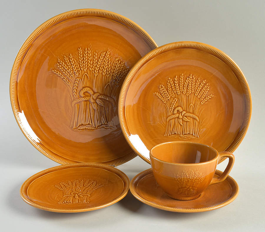 Wheat Golden Brown (Harvest) 5 Piece Place Setting by Franciscan-1
