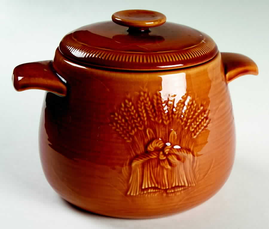 Wheat Golden Brown (Harvest) Bean Pot & Lid by Franciscan-1