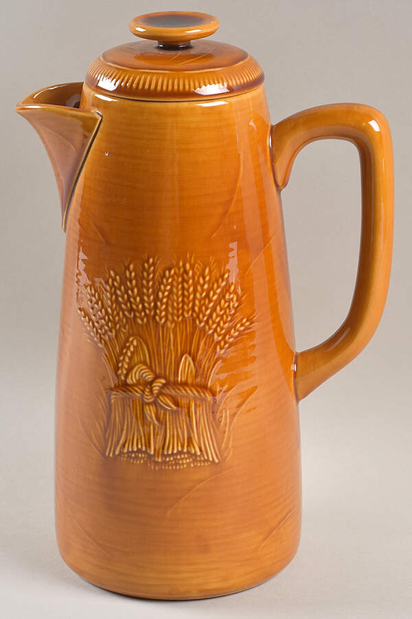 Wheat Light Gold (Summer Tan) Coffee Pot & Lid by Franciscan-1