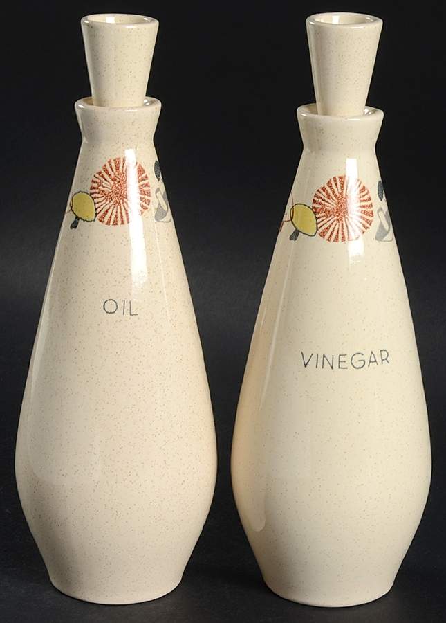 Woodlore Vinegar and Oil Set with Stoppers by Franciscan-1