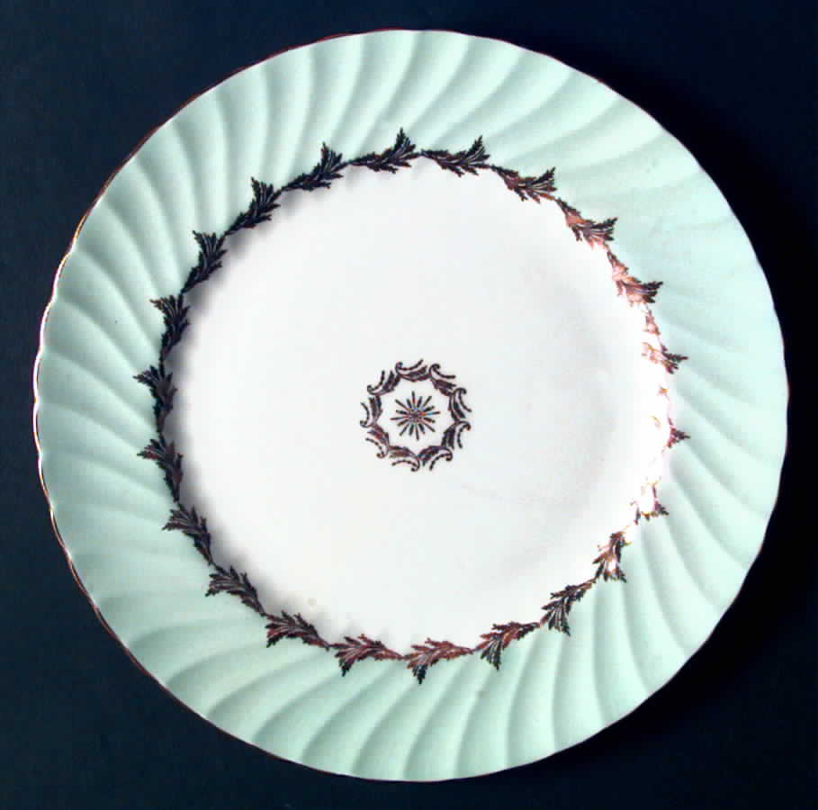 Wyvern Dinner Plate by Foley-1