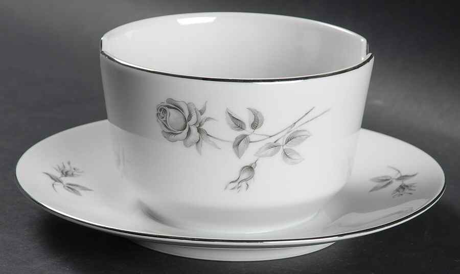 Cornelia Gravy Boat with Attached Underplate by Friedrich Kaestner-1