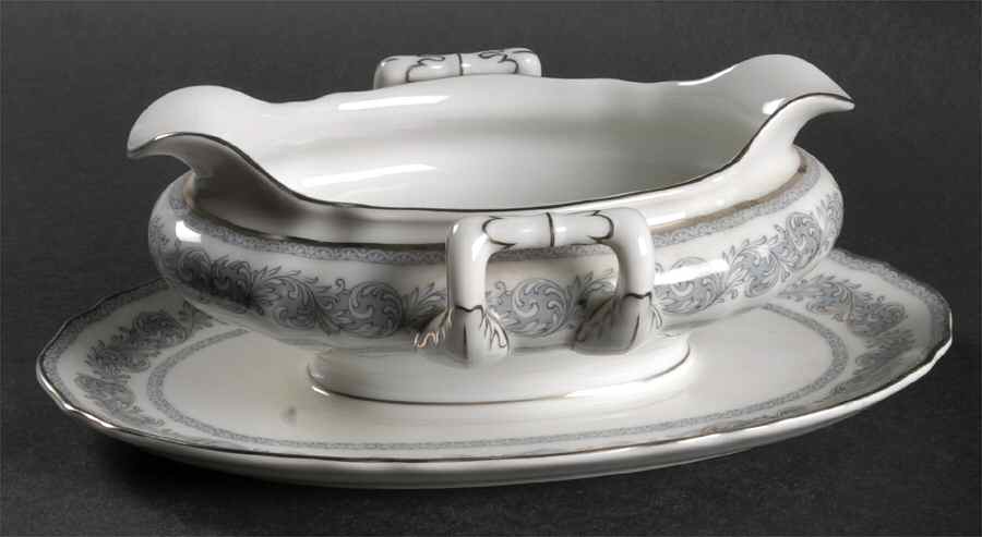 Argenta Gravy Boat with Attached Underplate by Franconia-Krautheim & Adelburg-1