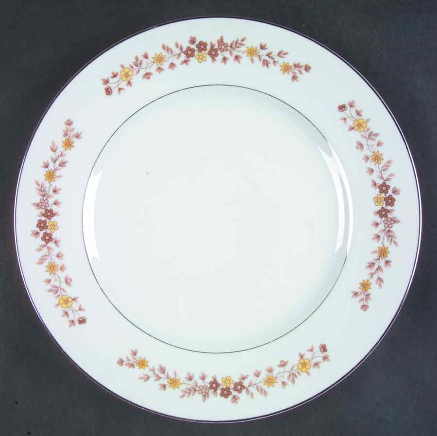 Berkshire Dinner Plate by Franconia-Krautheim & Adelburg-1
