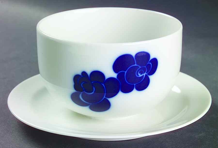 Blue Flower Gravy Boat with Attached Underplate by Franconia-Krautheim & Adelburg-1