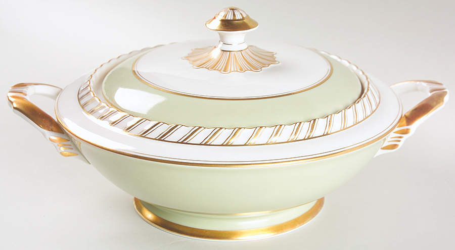 Celadonia Green Round Covered Vegetable by Franconia-Krautheim & Adelburg-1