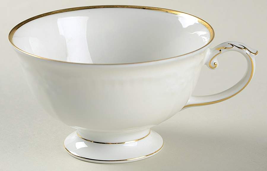 Crest Footed Cup by Franconia-Krautheim & Adelburg-1