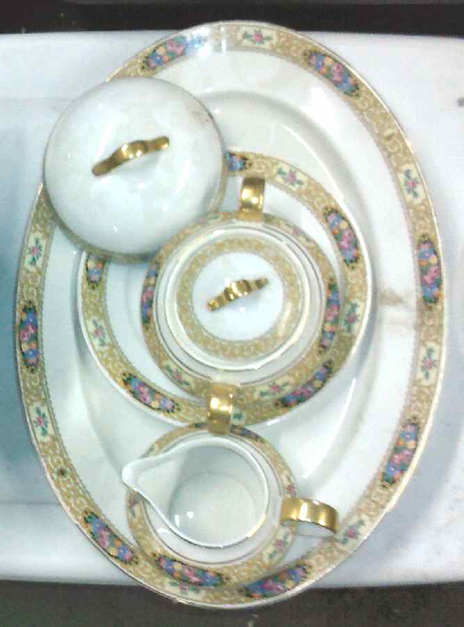 FR44 Sugar Bowl & Lid by Franconia-Krautheim & Adelburg-1