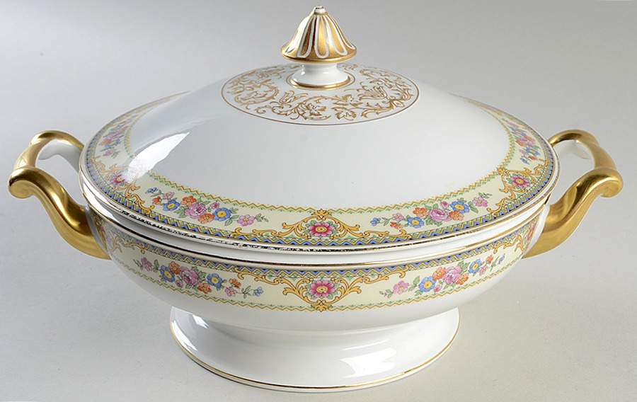 FR51 Round Covered Vegetable by Franconia-Krautheim & Adelburg-1