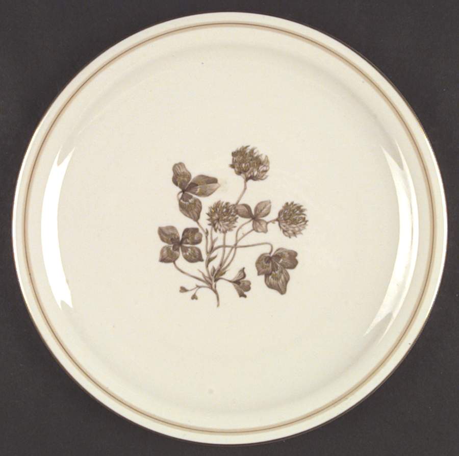 Golden Clover Dinner Plate by Franconia-Krautheim & Adelburg-1