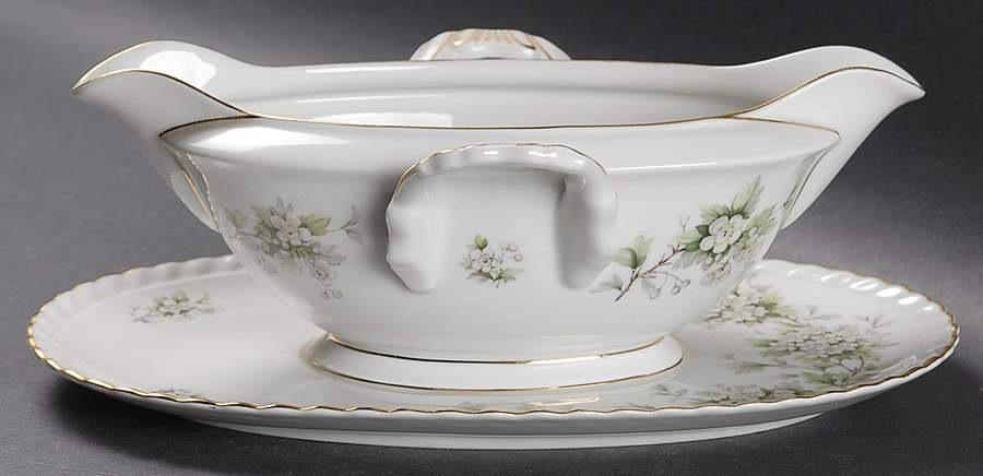 Hawthorn Gravy Boat with Attached Underplate by Franconia-Krautheim & Adelburg-1