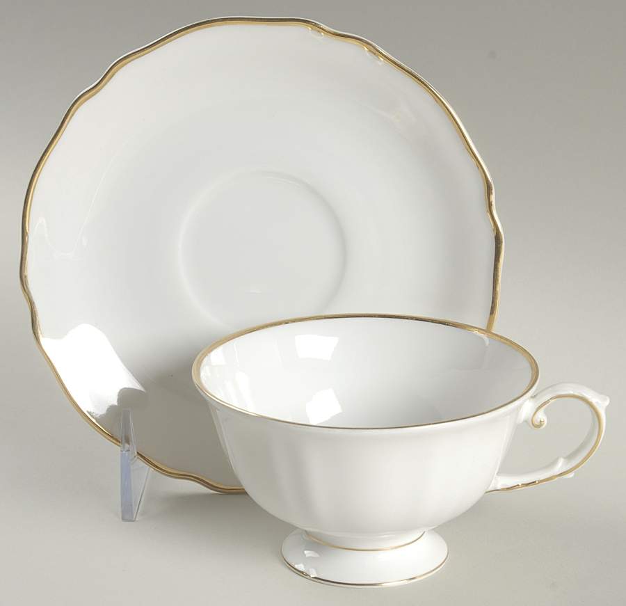 Heritage Footed Cup & Saucer Set by Franconia-Krautheim & Adelburg-1