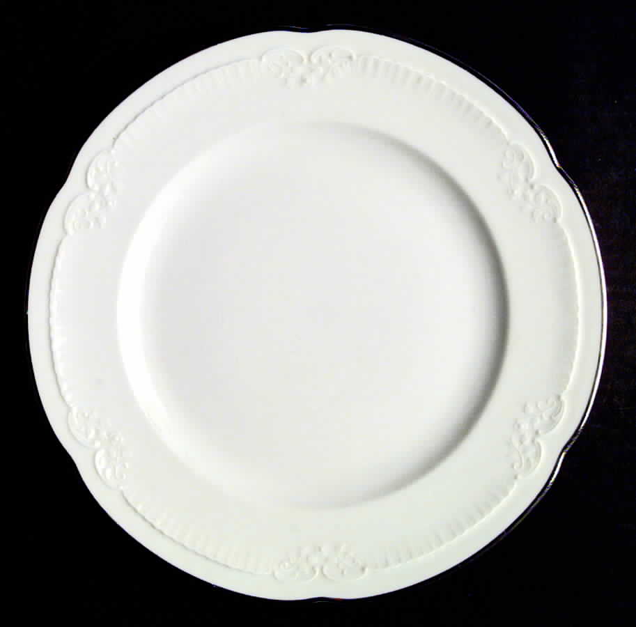 Minuet Dinner Plate by Franconia-Krautheim & Adelburg-1