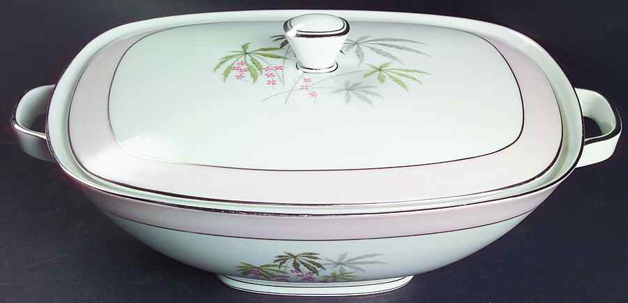 Palm Springs Oval Covered Vegetable by Franconia-Krautheim & Adelburg-1