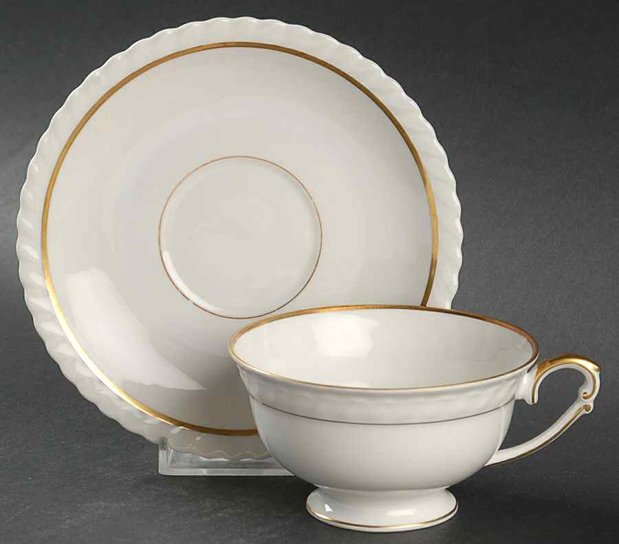 Symphony Footed Cup & Saucer Set by Franconia-Krautheim & Adelburg-1