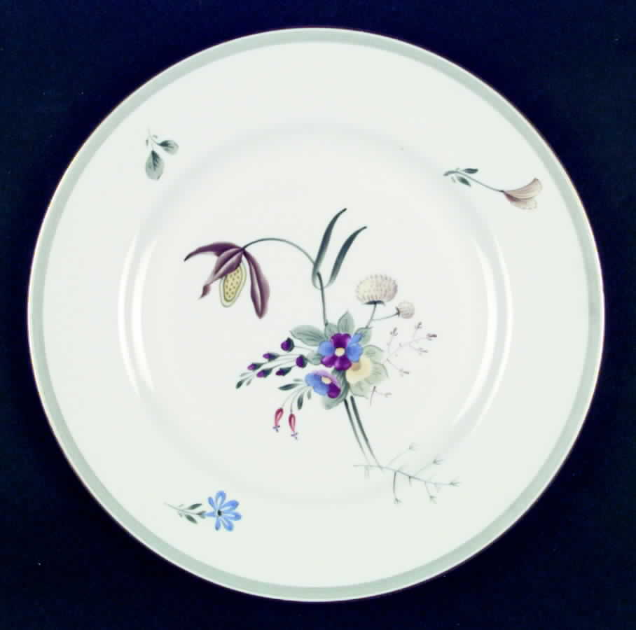 Virginia Gardens Dinner Plate by Lunning, Frederik-1