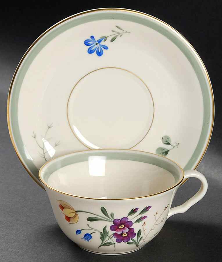 Virginia Gardens Flat Cup & Saucer Set by Lunning, Frederik-1