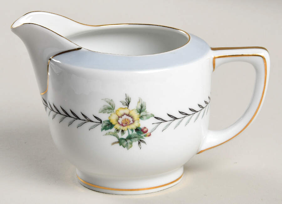 Island Wreath Creamer by Fuji-1