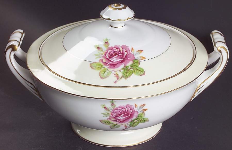 Rosette Round Covered Vegetable by Fuji-1