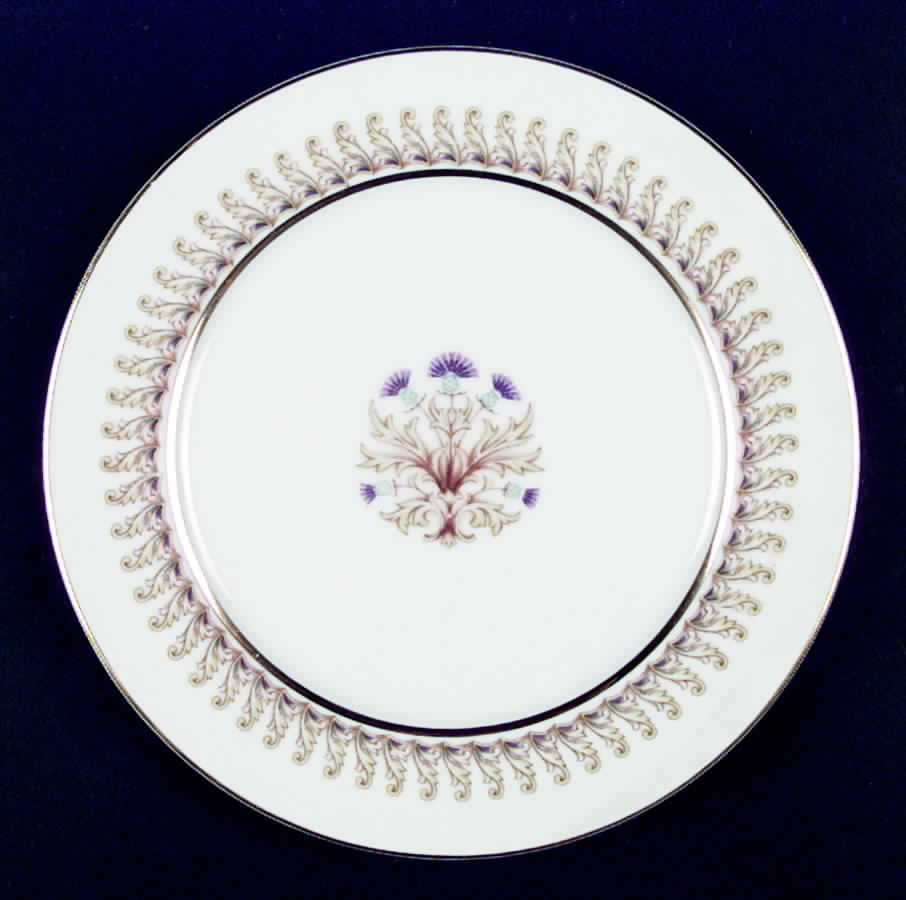 Royal Thistle Dinner Plate by Fuji-1