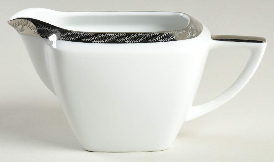 2160 Creamer by Fukagawa-1