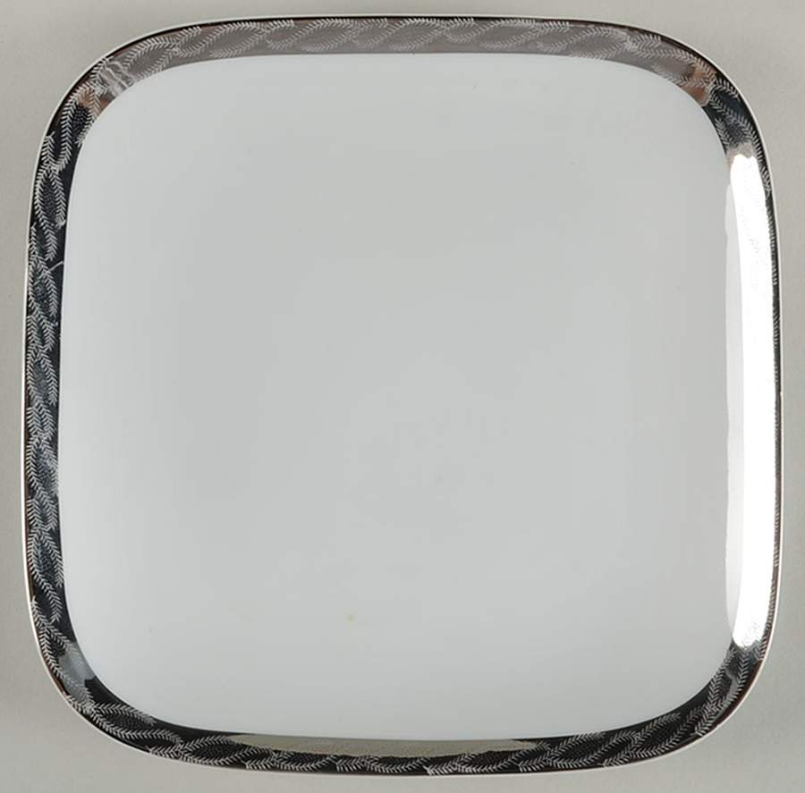 2160 Salad Plate by Fukagawa-1