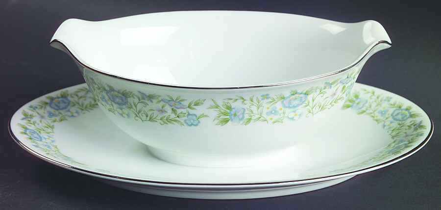 Promenade Gravy Boat with Attached Underplate by Fukagawa-1