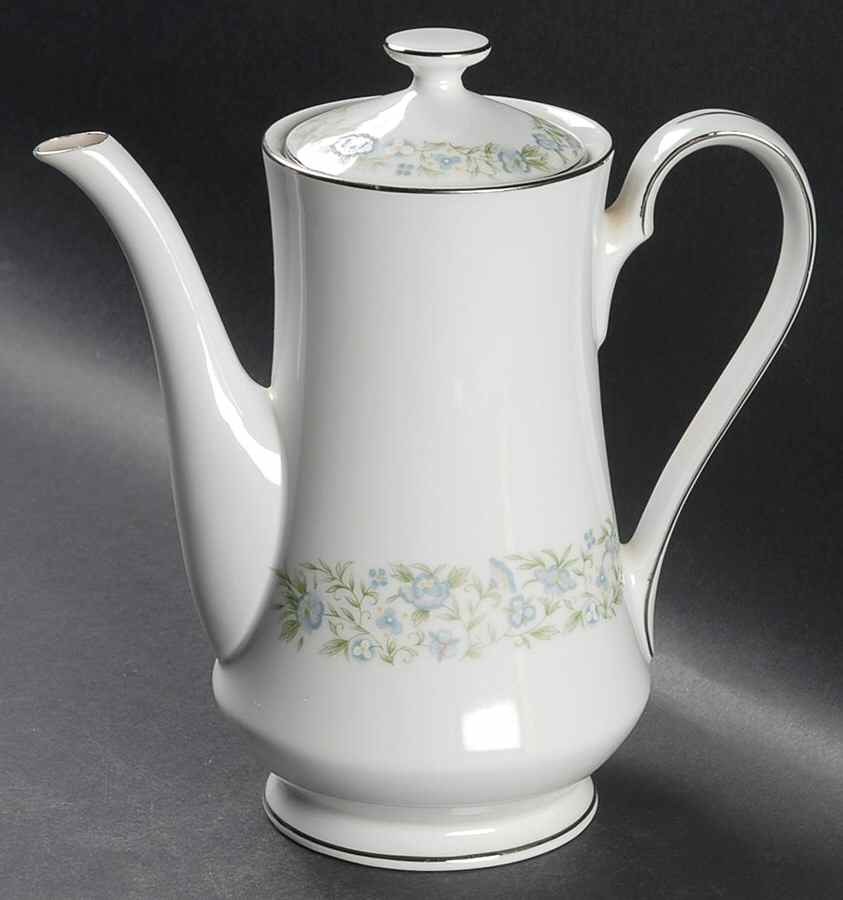 Promenade Coffee Pot & Lid by Fukagawa-1
