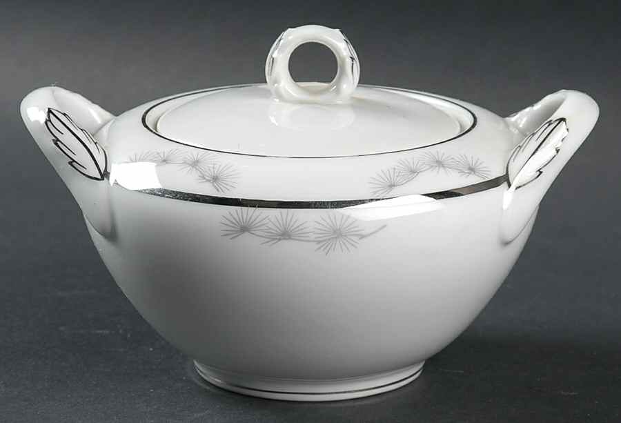 723 Sugar Bowl & Lid by Fukagawa-1