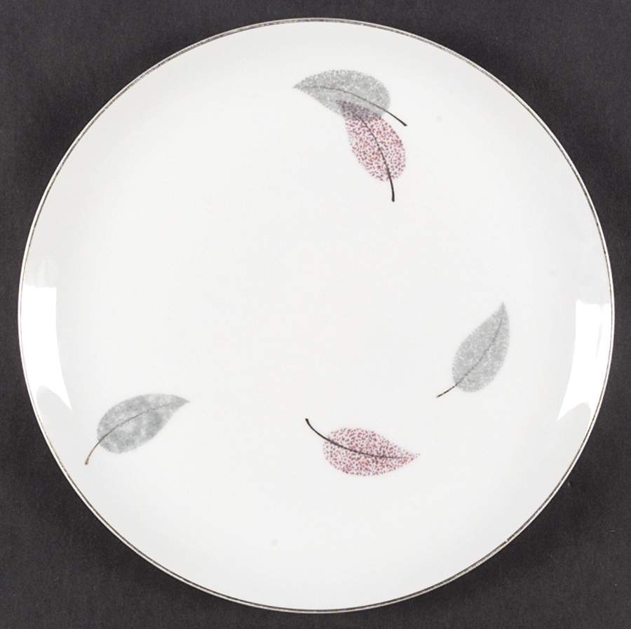 Autumn Leaves Dinner Plate by Fukagawa-1