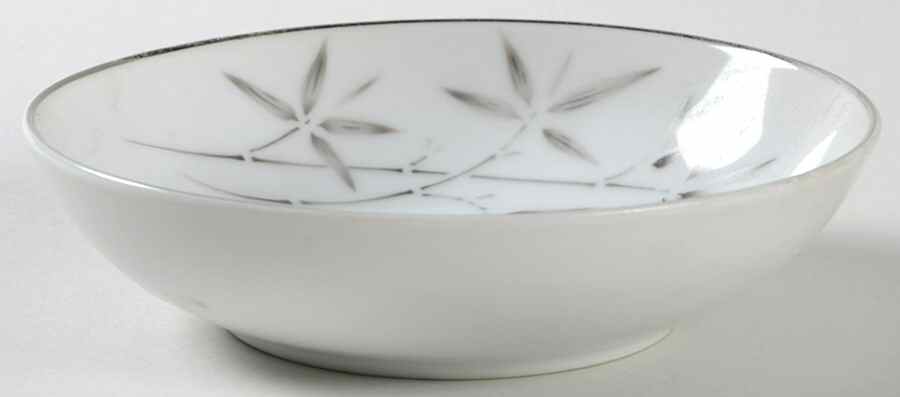 Bamboo Fruit/Dessert (Sauce) Bowl by Fukagawa-1