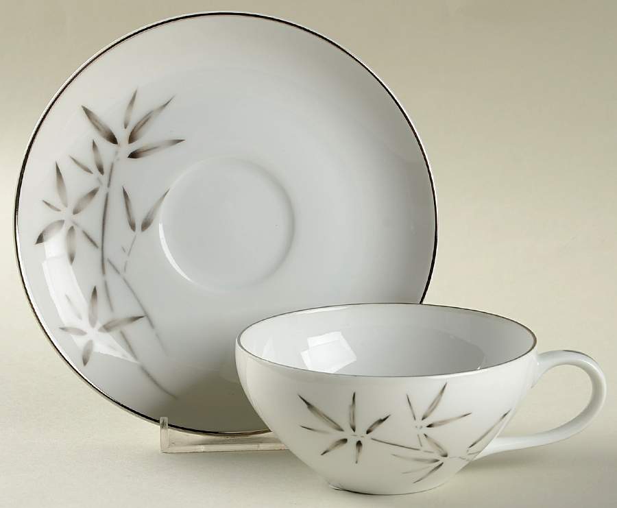 Bamboo Flat Cup & Saucer Set by Fukagawa-1