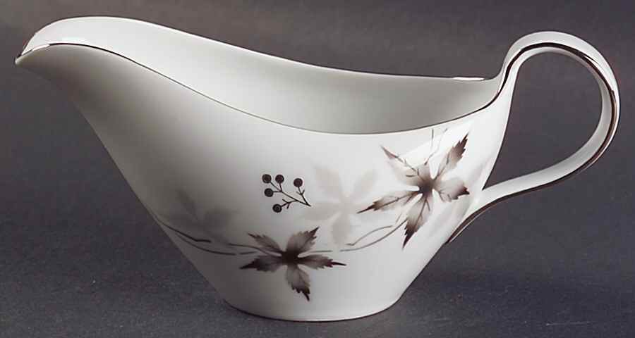 Berry Creamer by Fukagawa-1