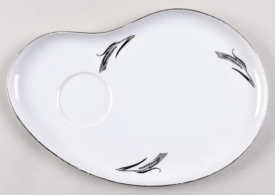 Full Crop Snack Plate by Fukagawa-1