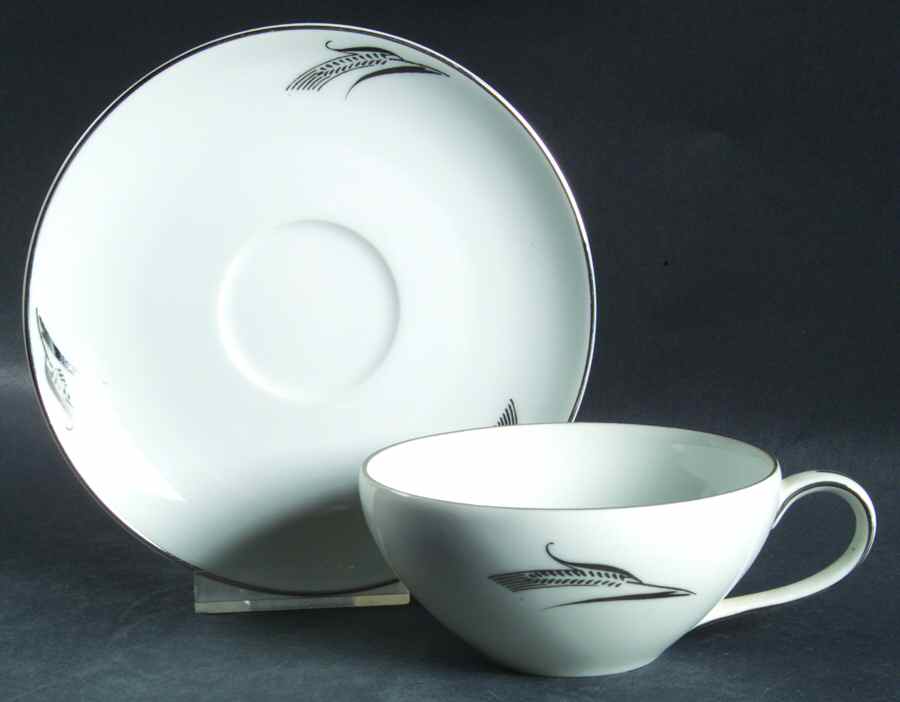 Full Crop Flat Cup & Saucer Set by Fukagawa-1