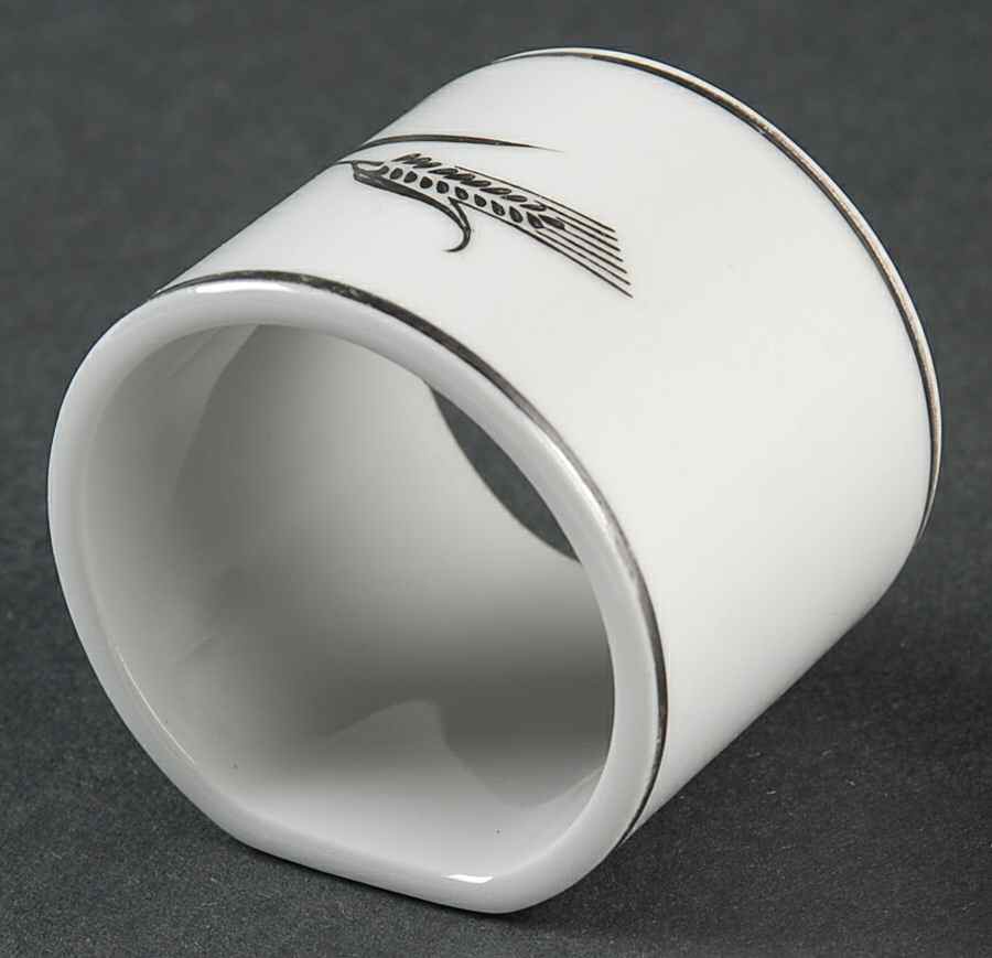 Full Crop Napkin Ring by Fukagawa-1