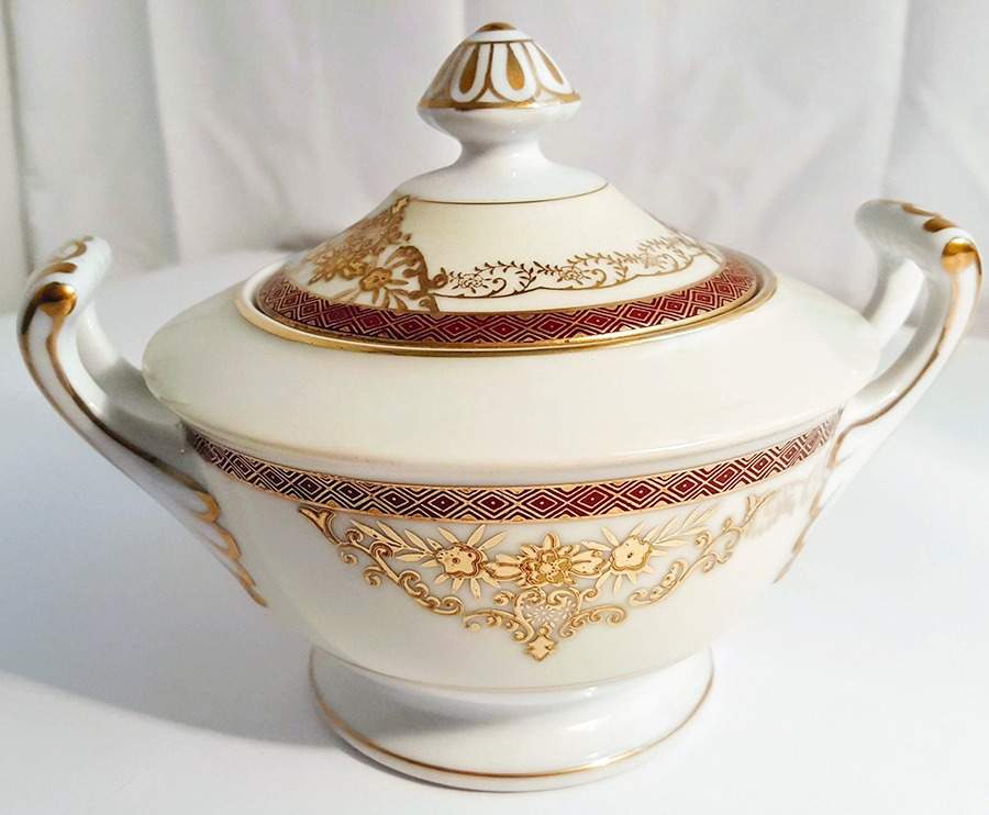 FUK13 Sugar Bowl & Lid by Fukagawa-1