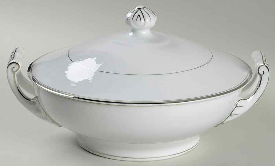 FUK6 Round Covered Vegetable by Fukagawa-1