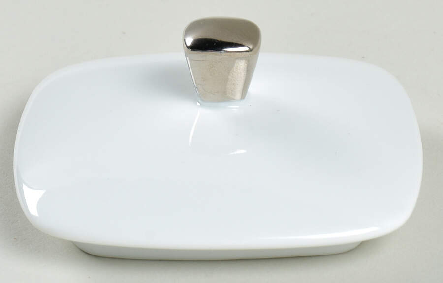 Game Lid for Sugar Bowl by Fukagawa-1