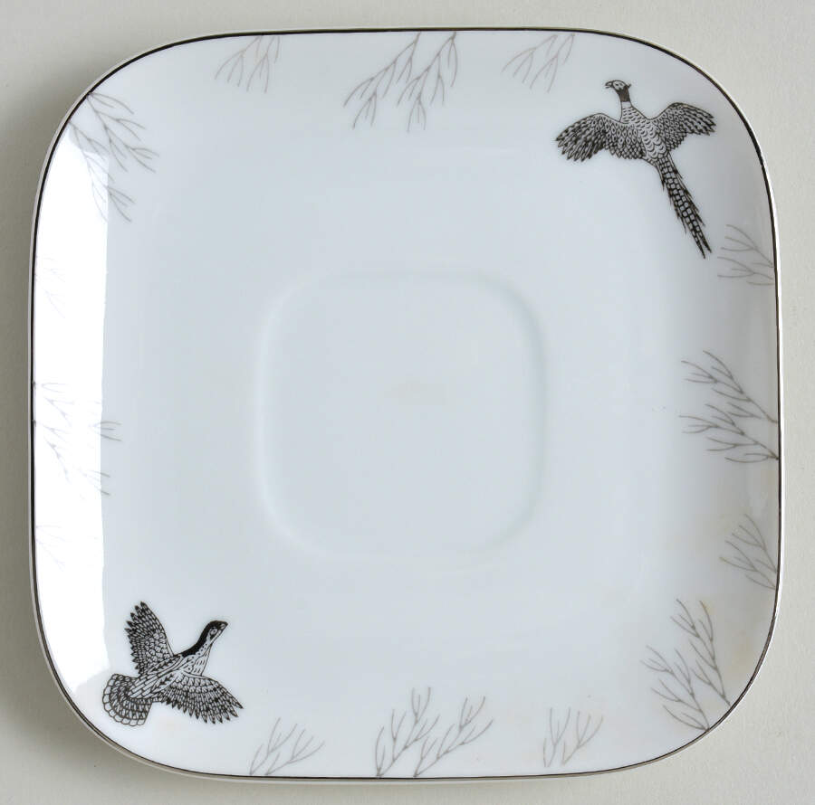 Game Saucer by Fukagawa-1