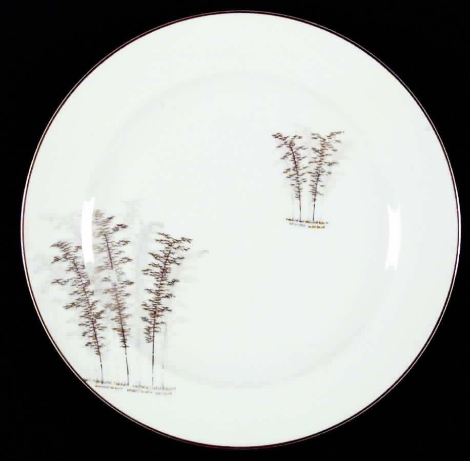 Gold Bamboo Dinner Plate by Fukagawa-1