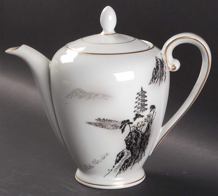 Landscape Mini Coffee Pot & Lid by Fukagawa-1